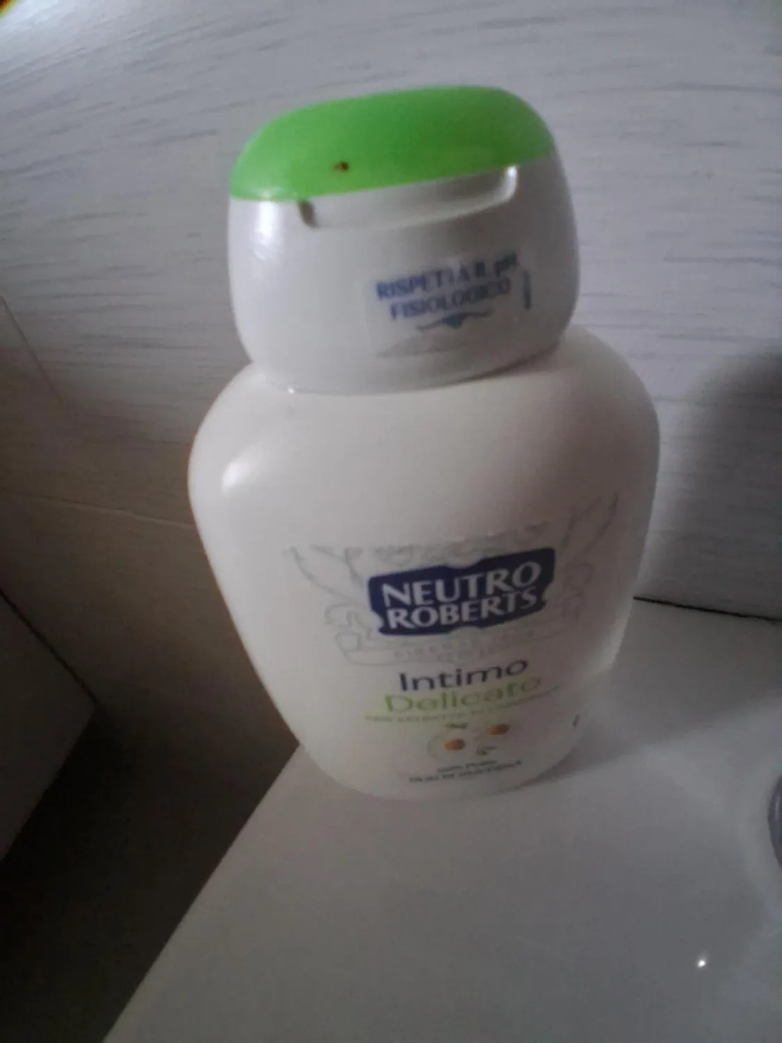 Neutro Roberts Intimo Camomilla detergente intimo 4x200 ml delicato