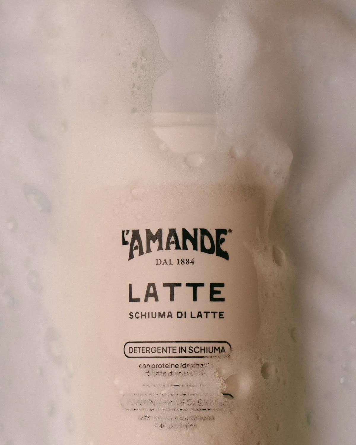 L'Amande Enfant Detergente Schiuma Viso latte delicato