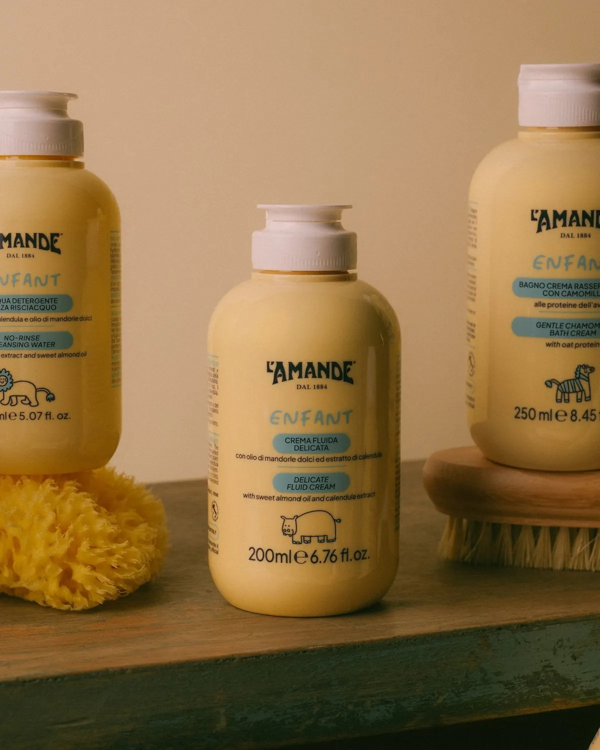 L'Amande Enfant La Famille Crema Fluida Delicata riso e calendula