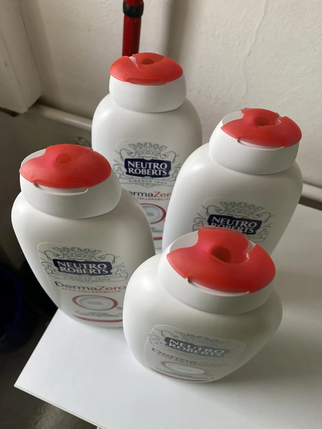 Neutro Roberts Sensibile Bagnoschiuma 4x600 ml Avena e Cocco