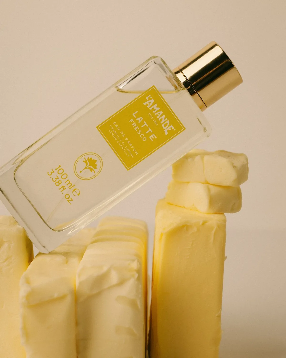 L'Amande Latte Fresco Chantilly al Limone eau de parfum agrumata