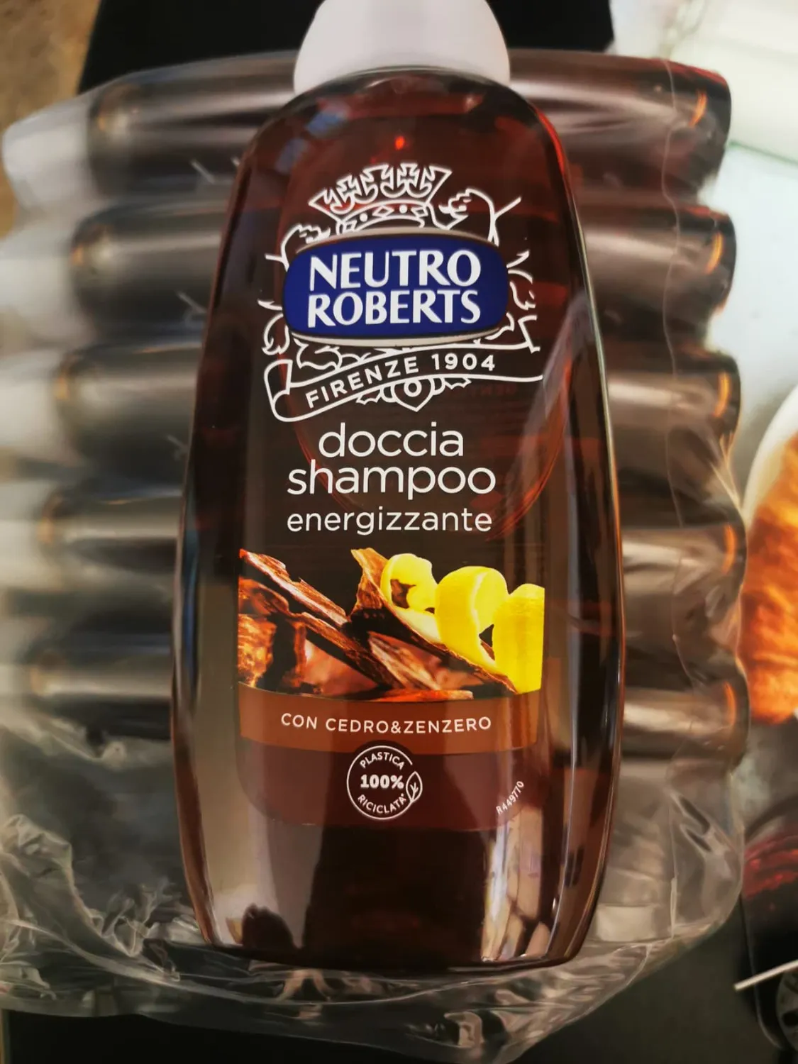 Neutro Roberts Energizzante Doccia Shampoo 6x250 ml Eucalipto Mentolo