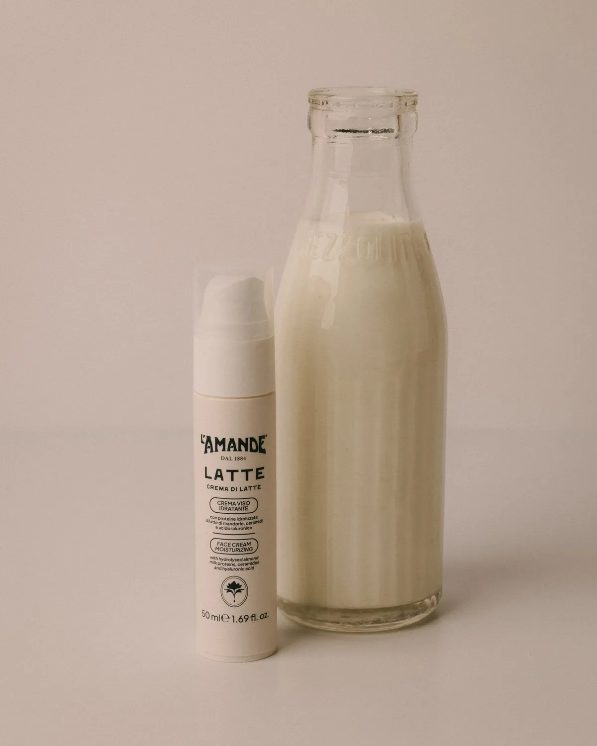 L'Amande Latte crema viso idratante ceramidi acido ialuronico